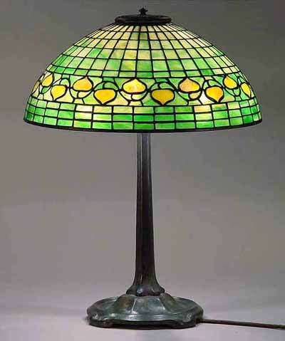16 INCH ACORN TIFFANY LEADED GLASS LAMP SHADE ON A SMALL STICK BASE