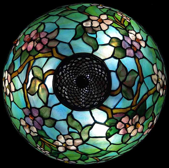 Tiffany lamp