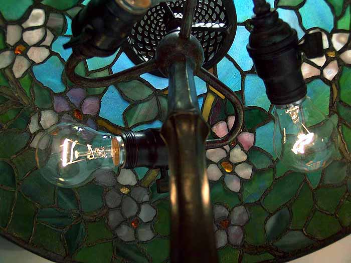 tiffany lamp