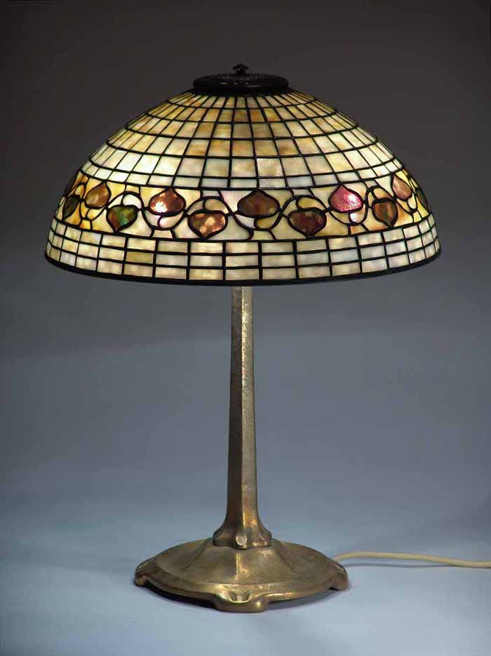 Leaded Glass Tiffany lamp