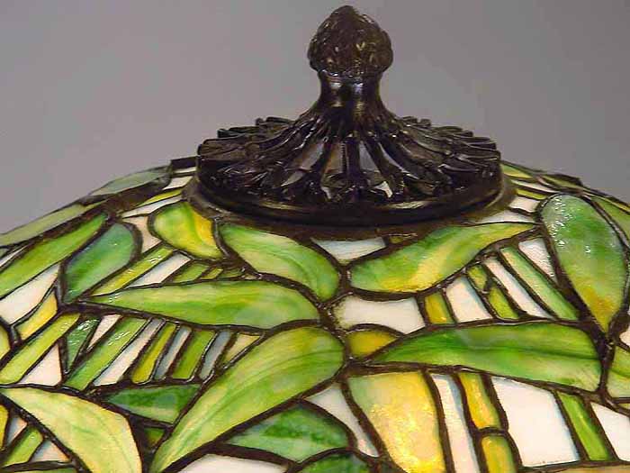 Leaded Glass Tiffany lamp