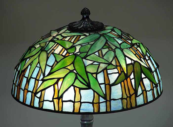 Leaded Glass & Bronze Tiffany lamp