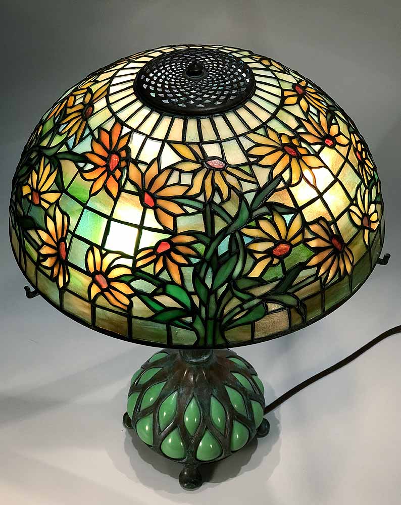 Leaded Glass Tiffany lamp