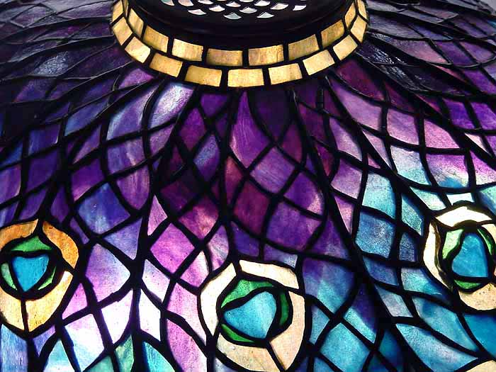 Leaded Glass Tiffany lamp