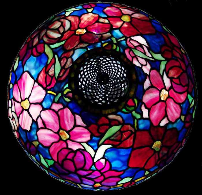 Tiffany lamp