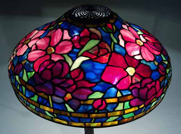 Leaded Glass Tiffany lamp