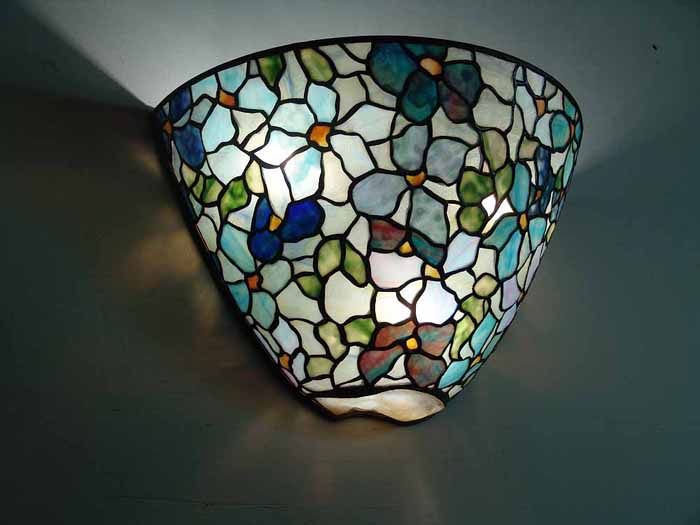 Tiffany lamp