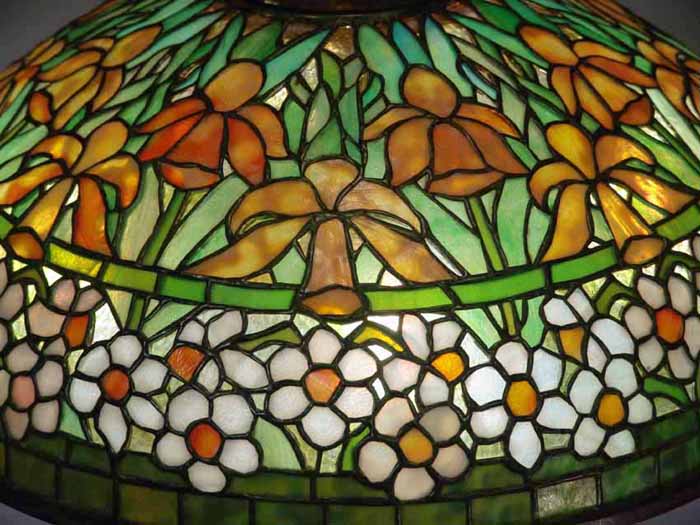 Tiffany lamp