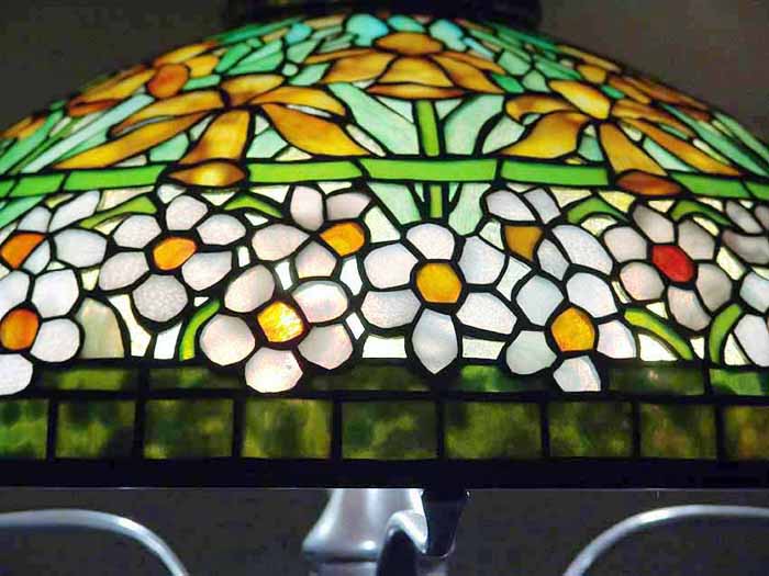 tiffany lamp