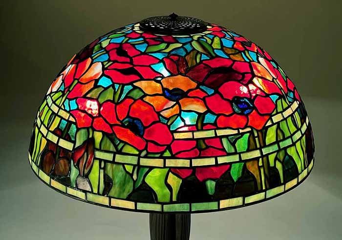 Tiffany lamp