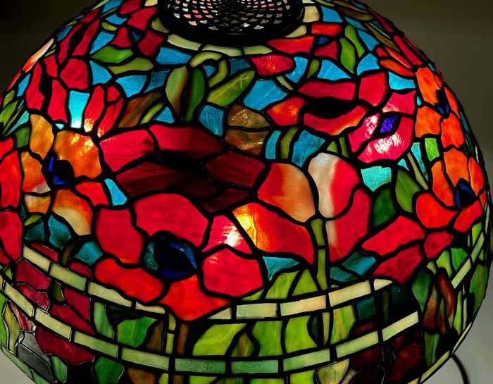 Leaded Glass Tiffany lamp