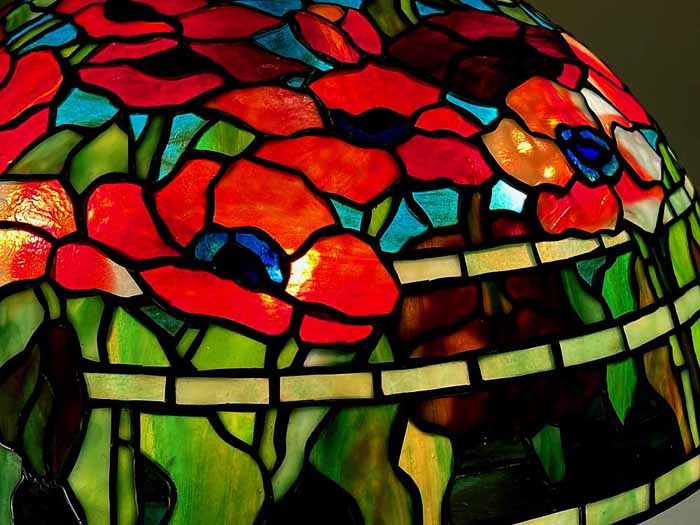 tiffany lamp