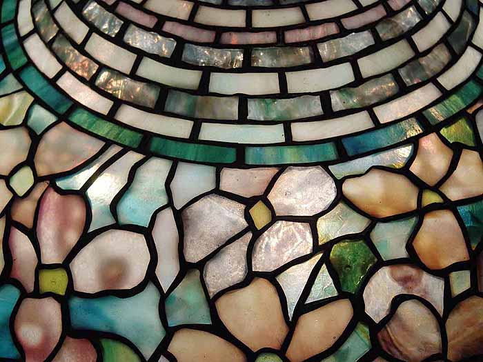 Leaded Glass Tiffany lamp