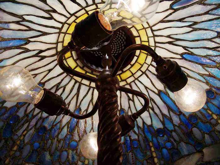 Leaded Glass Tiffany lamp