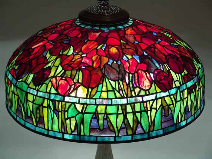 Tiffany lamp