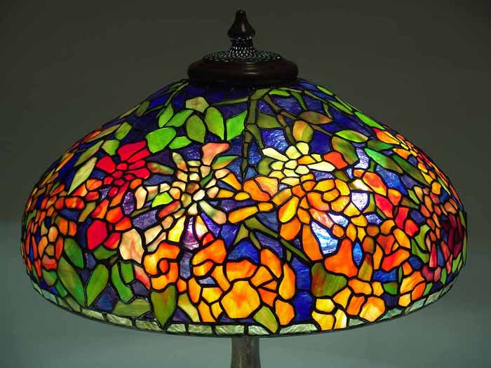 Leaded Glass Tiffany lamp