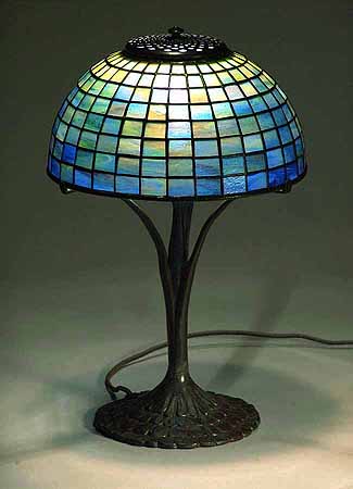 PLAIN SQUARES GEOMETRIC TIFFANY LAMP