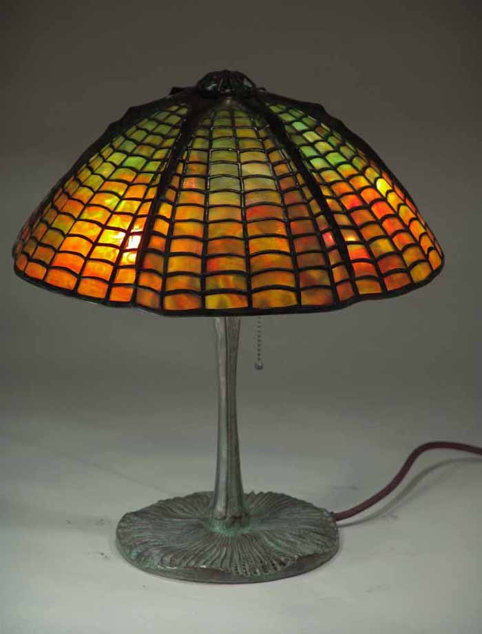 15" Spider Tiffany Lamp #1424 on Mushroom Bronze lamp base #337