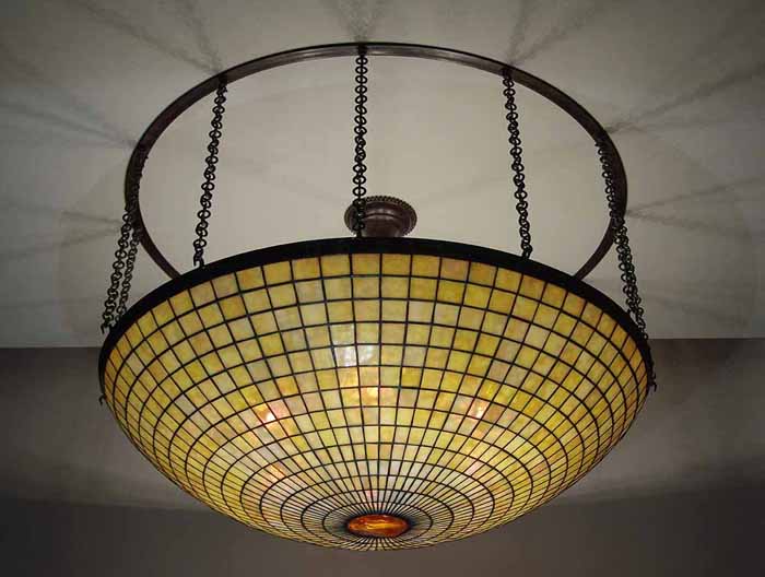 36 INCH LEADED GLASS AND BRONZE TIFFANY LAMP W/ TURTLEBACK TILE CENTERPIECE