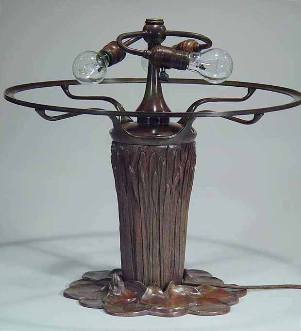 CATTAIL LILYPAD # 453 Bronze cast Tiffany lamp base